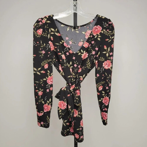 Dynamite Tie Waist Tunic Top - Picture 1 of 7